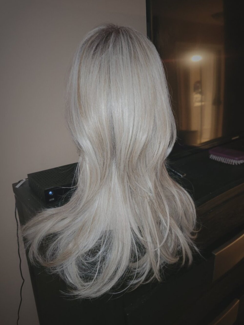 Ash blonde 20 inch long - Picture 5 of 7